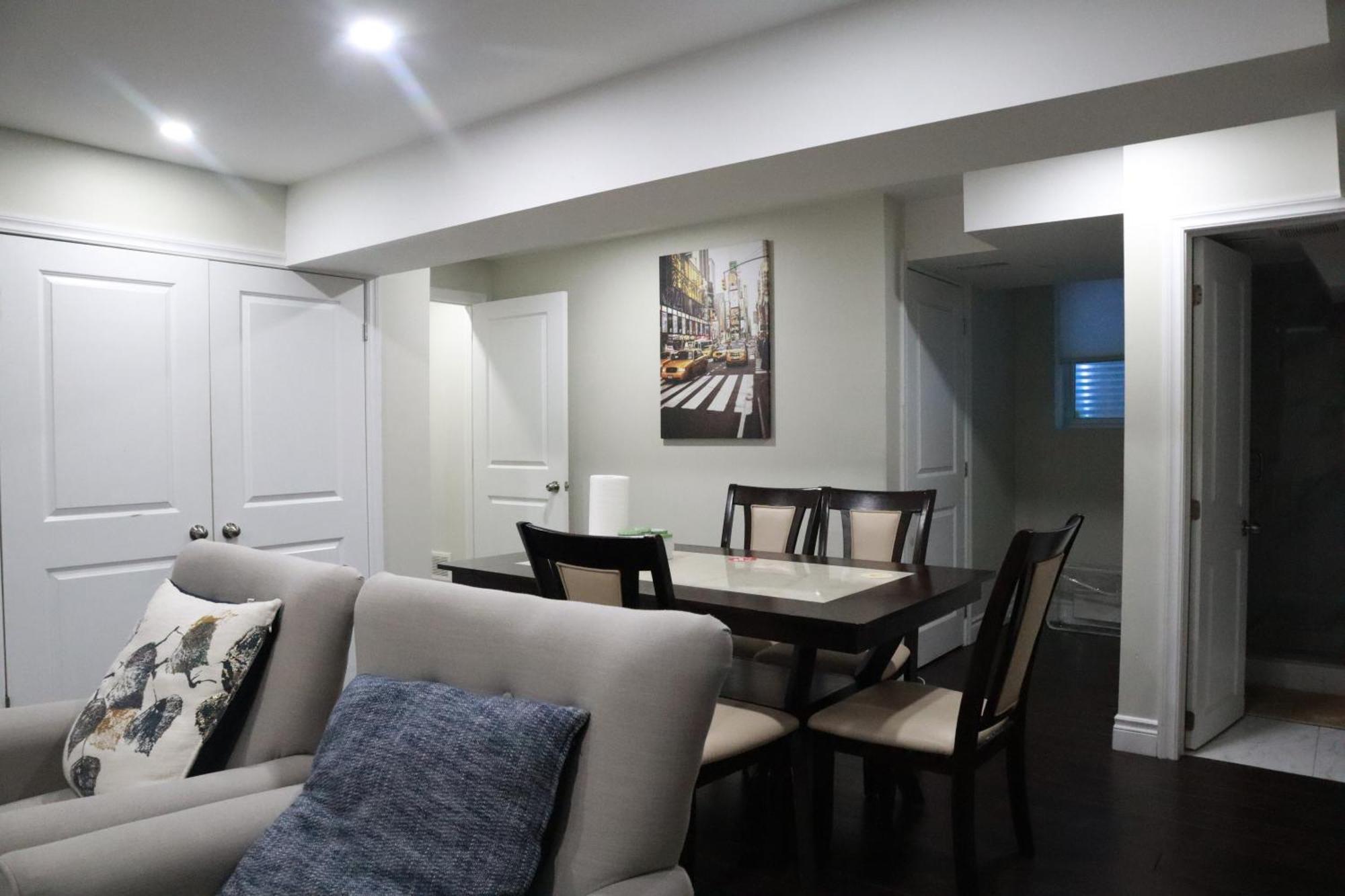 Stunning Furnished 2Bedroom/2Washroom Apartment Brampton Exteriör bild