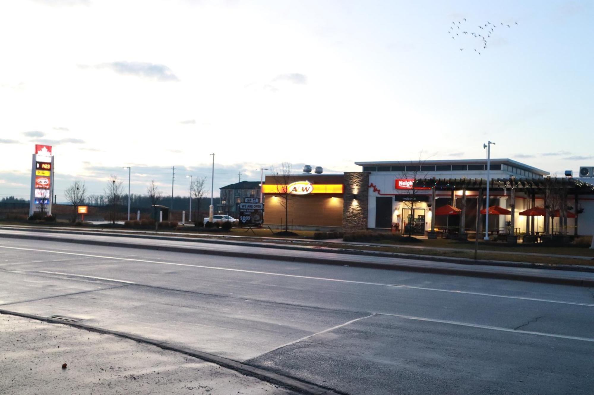 Stunning Furnished 2Bedroom/2Washroom Apartment Brampton Exteriör bild